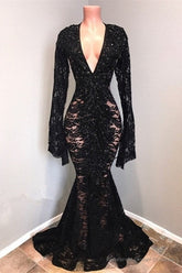 Chic Black Lace V-neck Long Sleevess Mermaid Prom Dresses Sheer Floor Length Evening Gowns